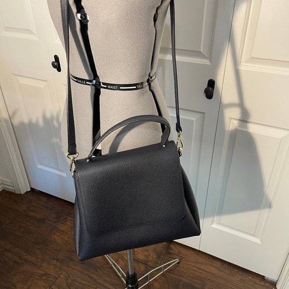 Estee Lauder Leather Purse - Picture 4 of 4